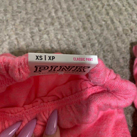 Brand New soft vs pink classic pant - Picture 2 of 2